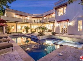 3200 Toppington Dr, Beverly Hills, CA 90210