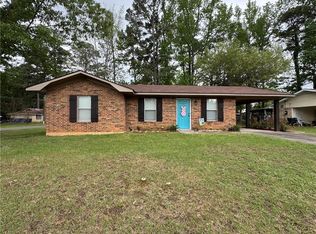 220 Spencer Dr, Pineville, LA 71360