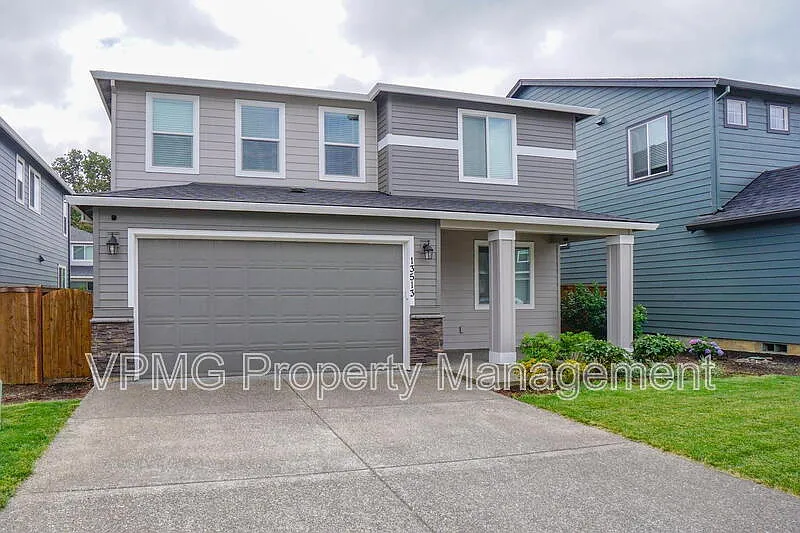 3 bed, 2.5 bath, 2190 sqft, $3,145 — Photo 2