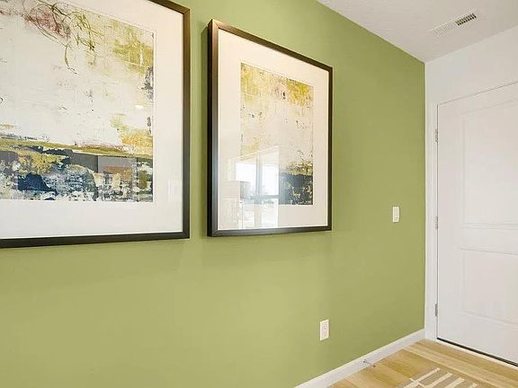 3rd image of 2873 Greenville Ct