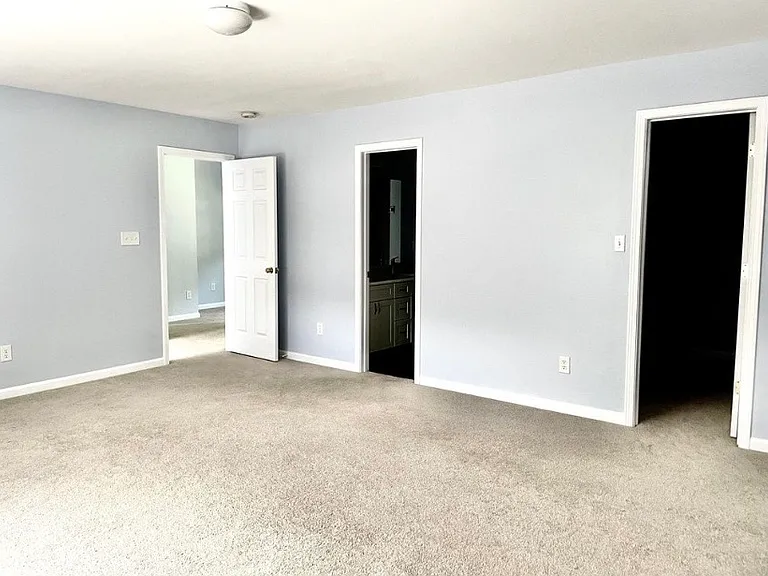 263 N Fuquay Springs Ave — Photo 8