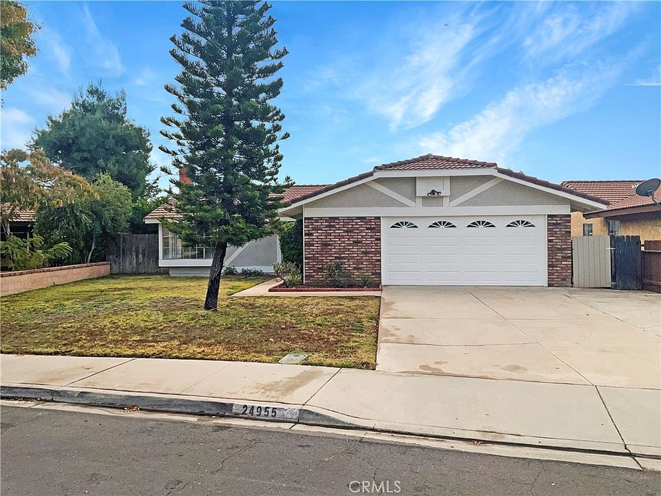 1st image of 24955 Lorna Dr