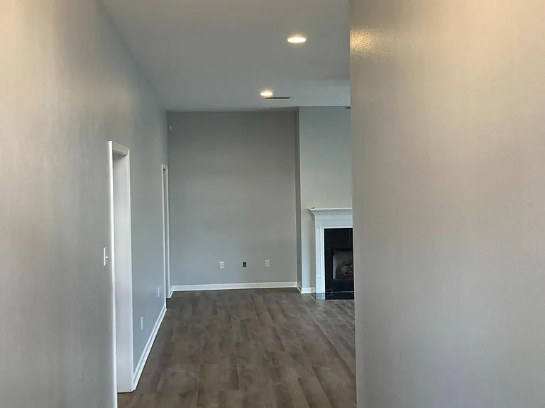26500 Greenwood Dr — Photo 5
