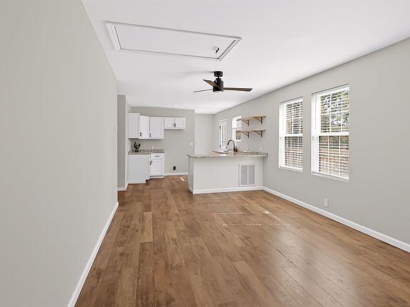 2nd image of 153 Cobb St