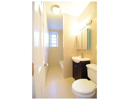 Sold by Rolling Stone Realty LLC | media 11