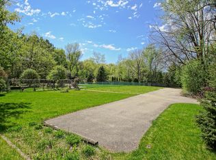 1655 Bluebird Ln, Red Wing, MN 55066