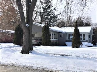 2935 Grandell Ave, Lansing, MI 48906