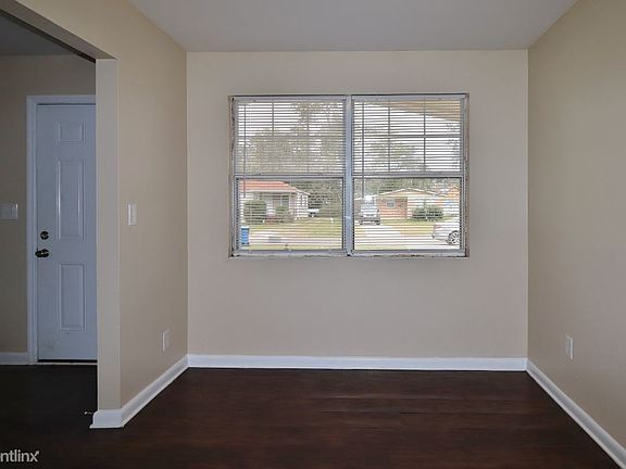 2nd image of 1146 Bunker Hill Blvd