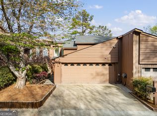 210 Colony Ridge Dr, Johns Creek, GA 30022