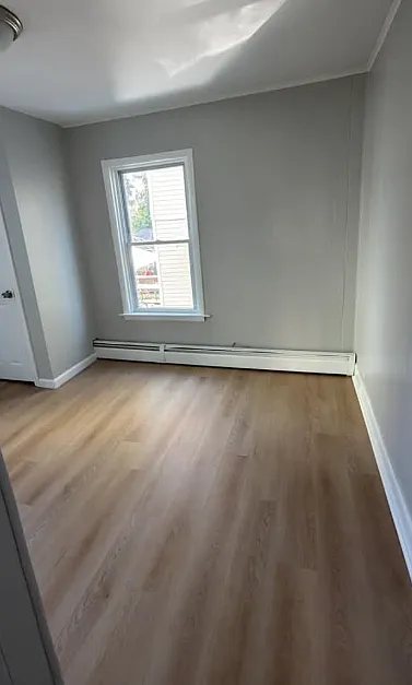3 bed, $1,950 — Photo 3