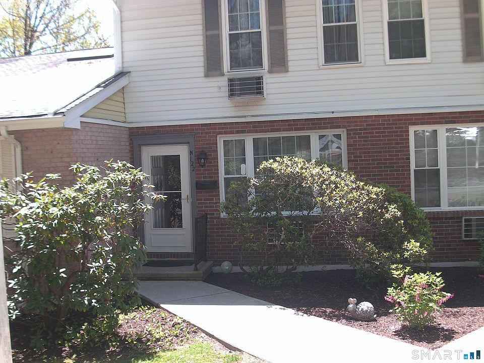 1st image of 122 Queens Road #122