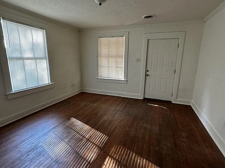 1379 Ferguson Rd #1 — Photo 3