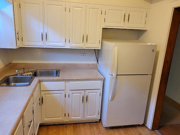 Newly renovated kitchen!