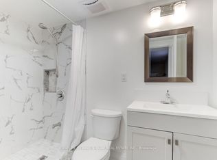 11 Bowhill Cres, Toronto, ON M2J3S1