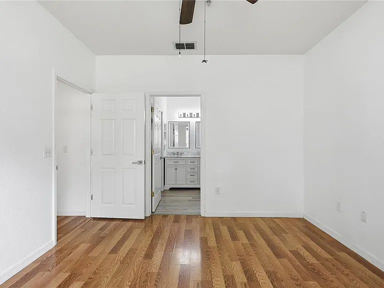 858 Grand Regency Point #103 — Photo 15