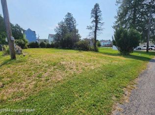 916 Oak St, Jim Thorpe, PA 18229