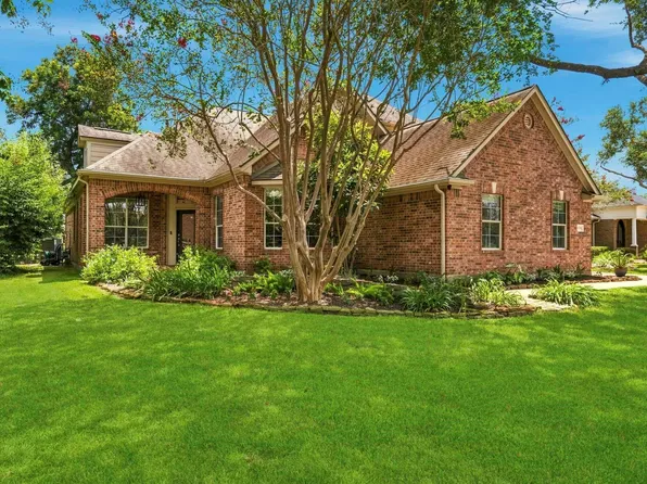 4330 Whickham Dr, Weston Lakes, TX 77441