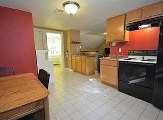 5th image of 2300A E Eden Pl