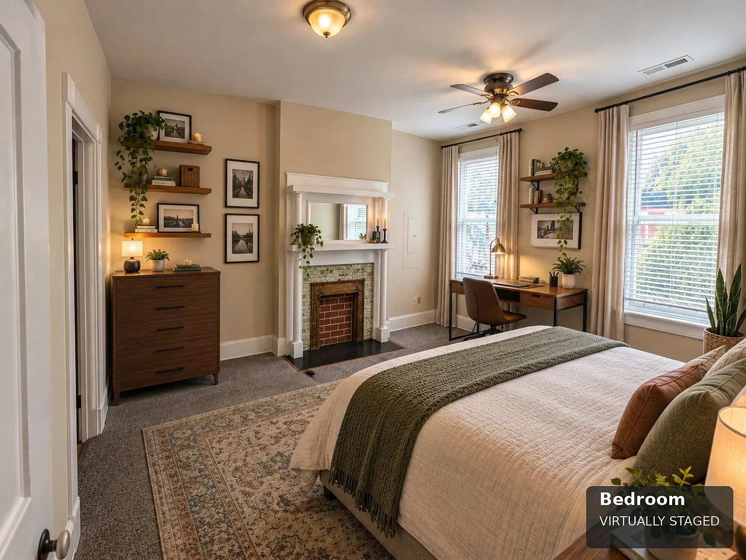 804 W Clay St — Photo 2