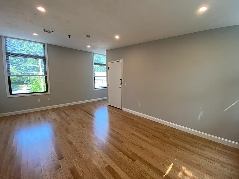 The Residences at the Falls — Photo 37