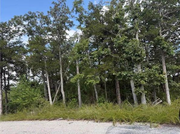 Hannah Ln #33, Eureka Springs, AR 72631