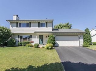 2506 Scenic Ridge Dr, Madison, WI 53719