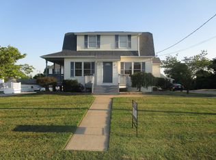 931 Lehmen Dr, Chester, IL 62233