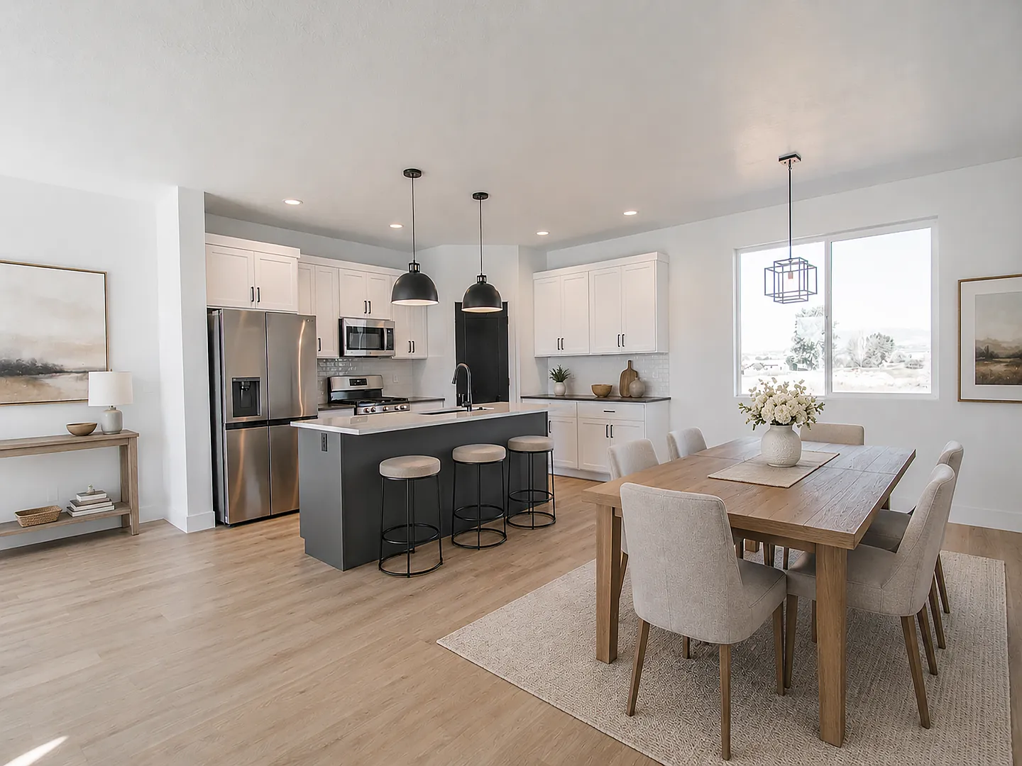 Spacious 3-Story Townhome: Inlcudes 2-Car Garage — Photo 1
