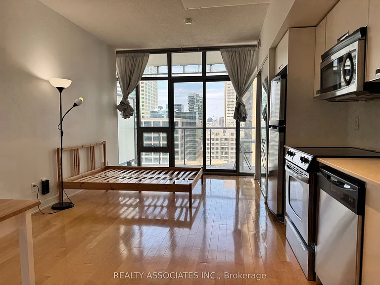 33 Charles St E #2210 — Photo 2