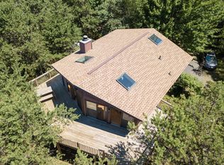 131 Beaver Dam Rd, Long Pond, PA 18334