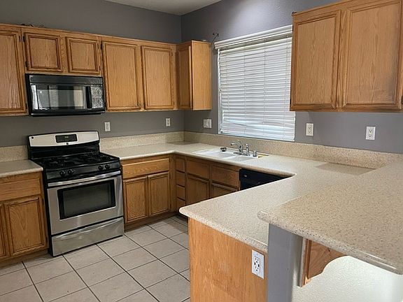 4th image of 22183 Sweetgum Ave