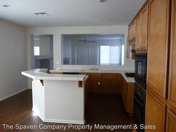 3rd image of 26638 Bay Ave