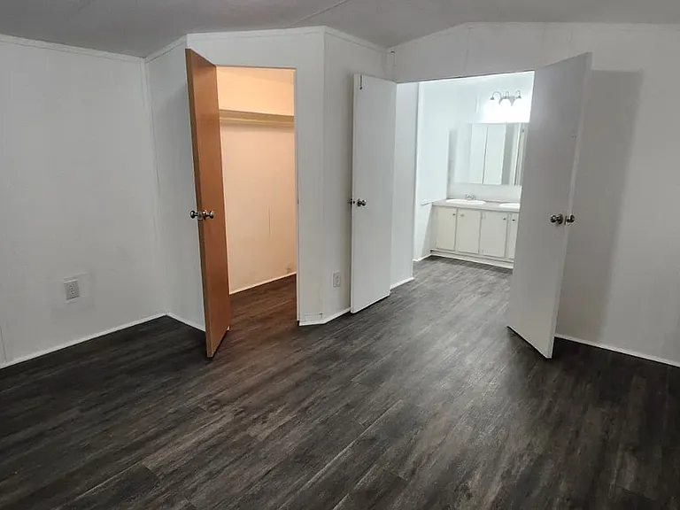 8364 Cedar St #12 — Photo 23