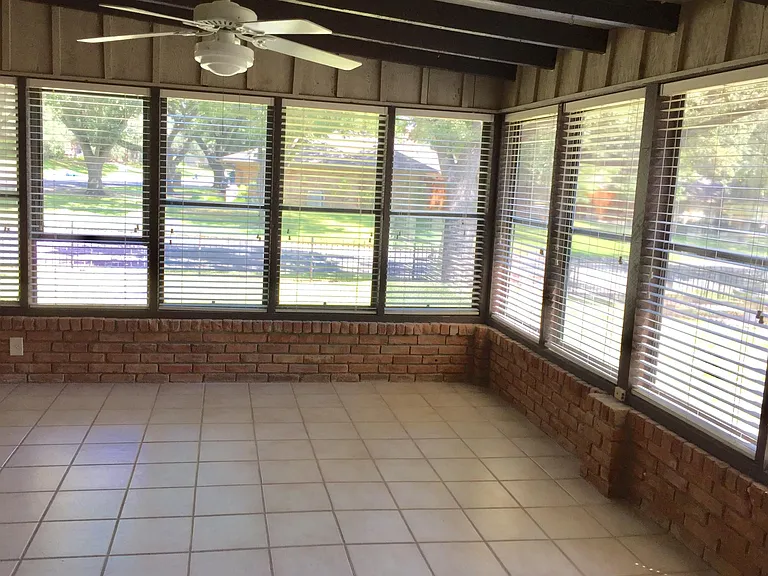 7351 Tamarack Rd — Photo 27