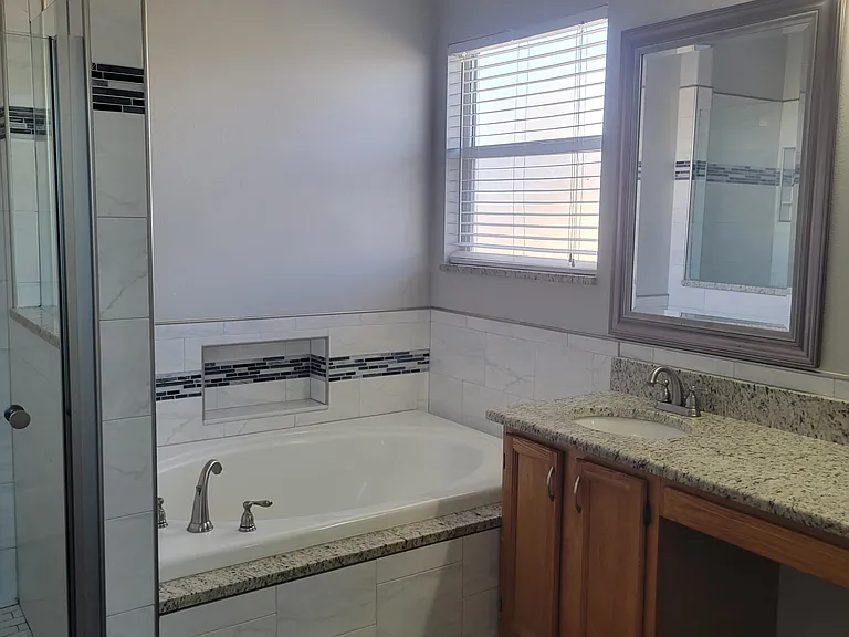 1324 Franford Dr — Photo 29