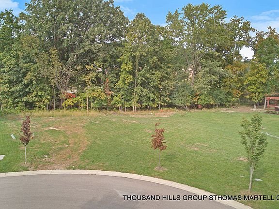 3rd image of 29900 Martell Ct