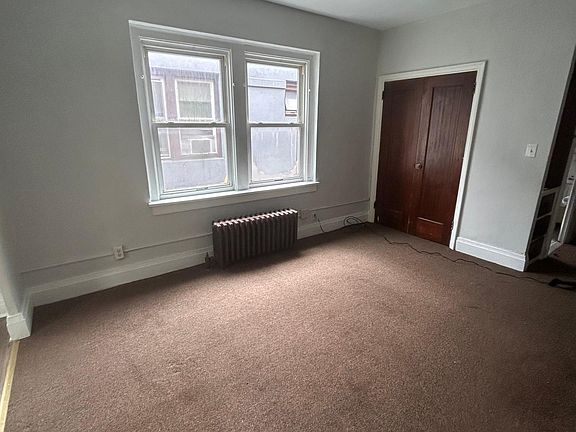 3rd image of 2429 Delaware Ave APT 12