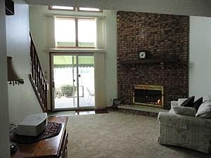 3rd image of 172 Niagara Shore Dr #172