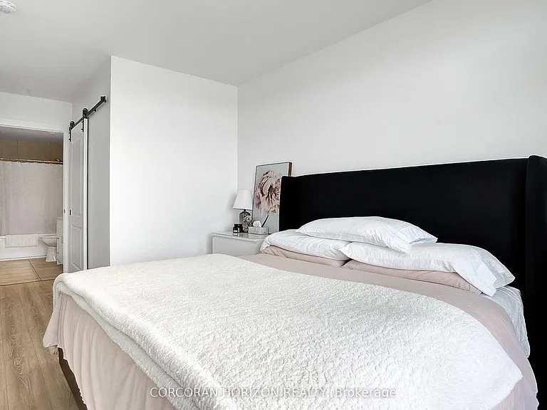 50 Grand Ave S #807 — Photo 20