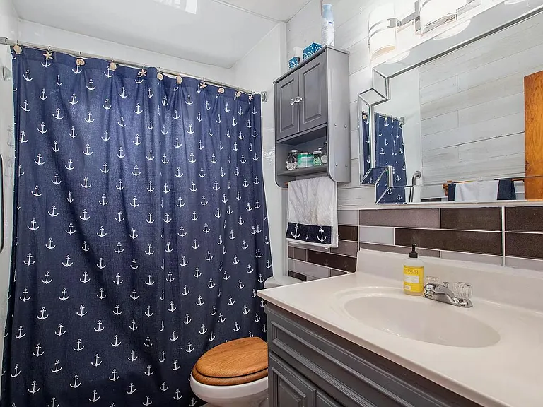 8321 S Sprinkle Rd — Photo 7