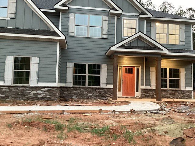 2nd image of 210 N Davis Rd