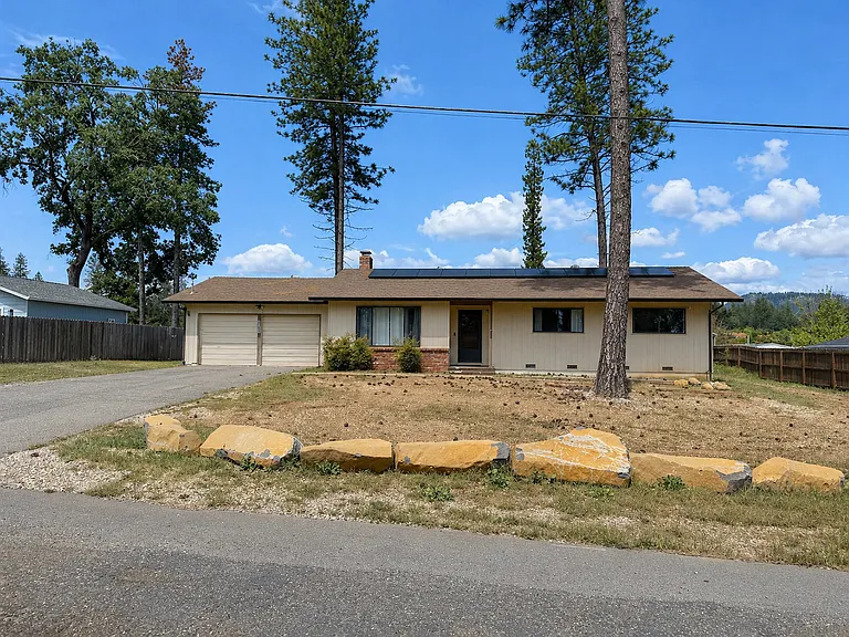 1763 Whitaker Rd — Photo 1