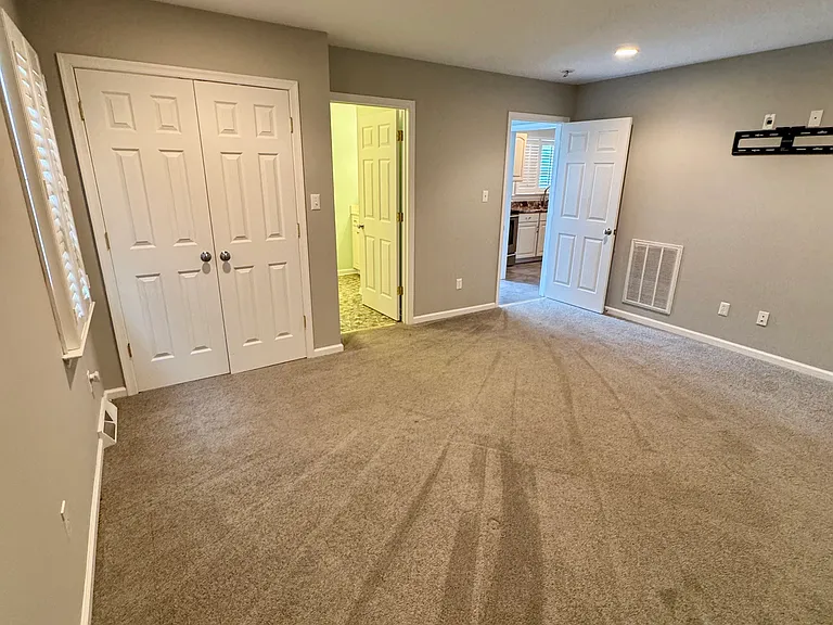 487 Mimosa Ln — Photo 6