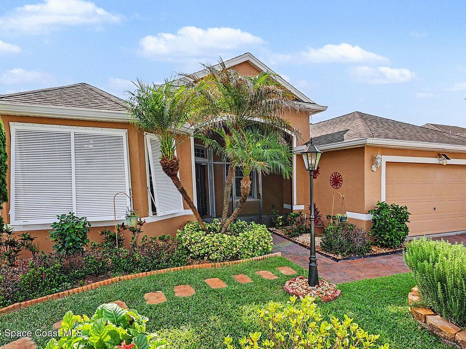 1st image of 236 Grouper Cir SE