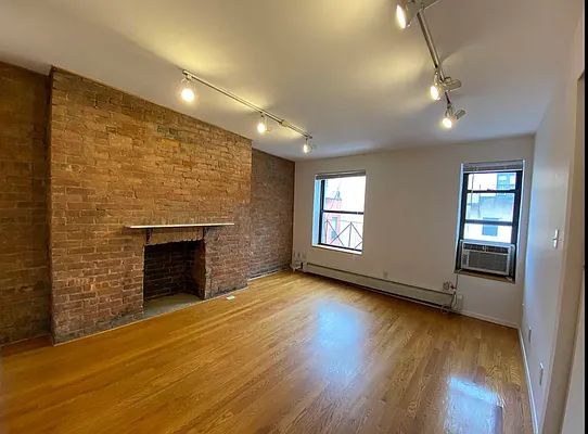 Rented by Compass | media 31