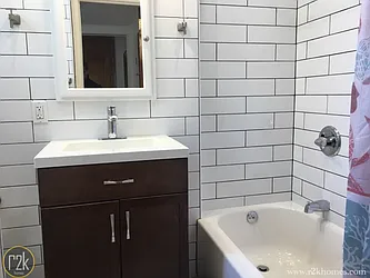 Rented by Realty 2000 Corp