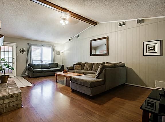 4th image of 3242 Wichita Dr