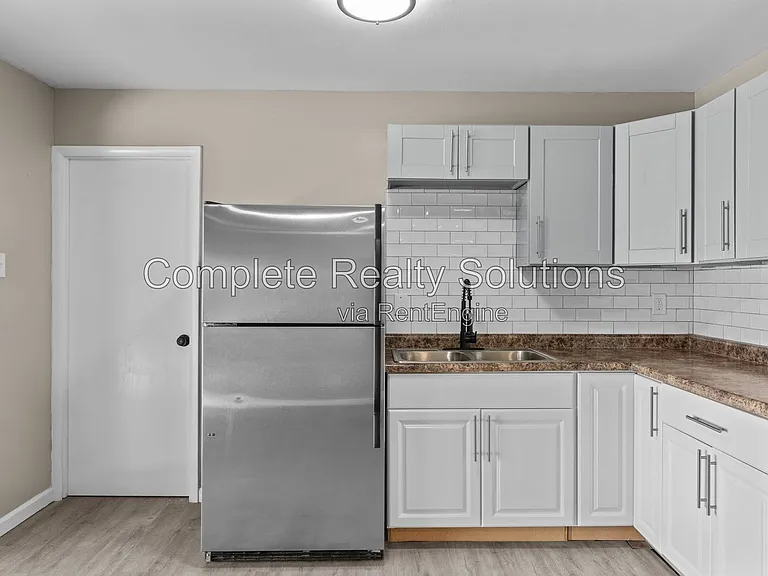 10417 Prince Dr — Photo 13