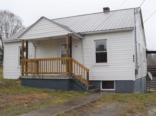 109 Grant St, Crab Orchard, WV 25827