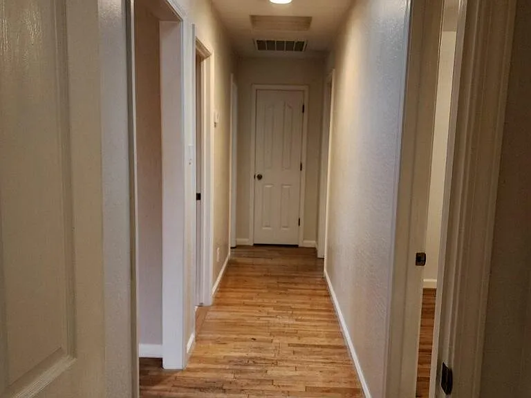 10301 Buena Vista Dr — Photo 11